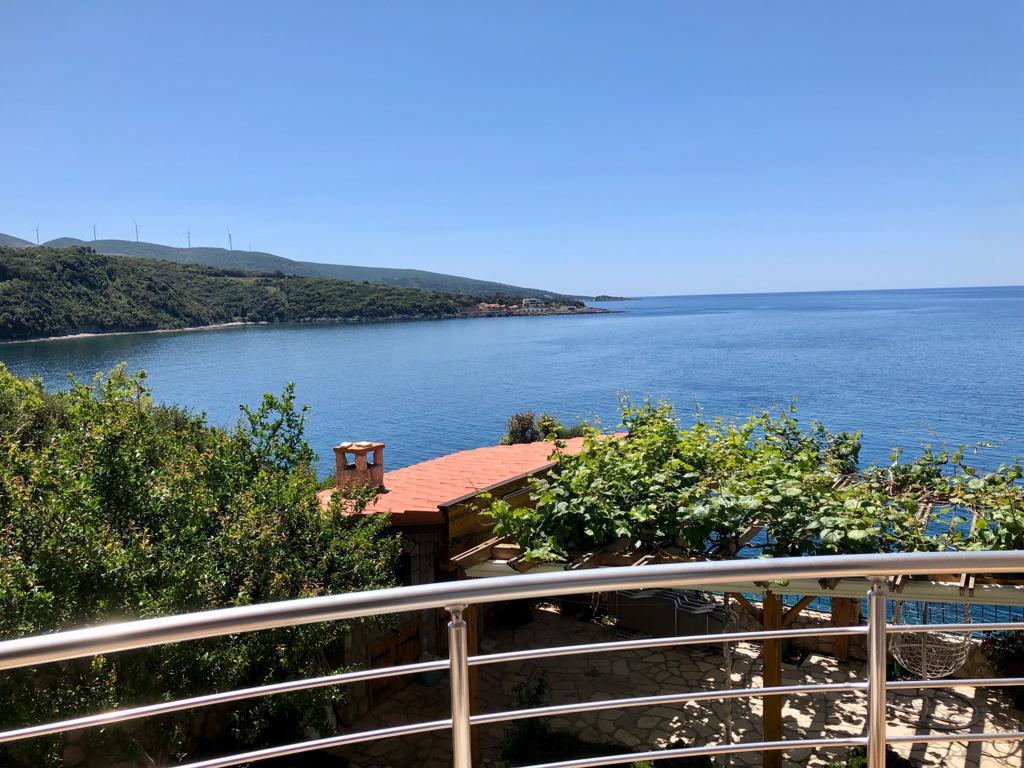 Апартаменты в Добра Воде, Черногория, 89 м² - фото 16