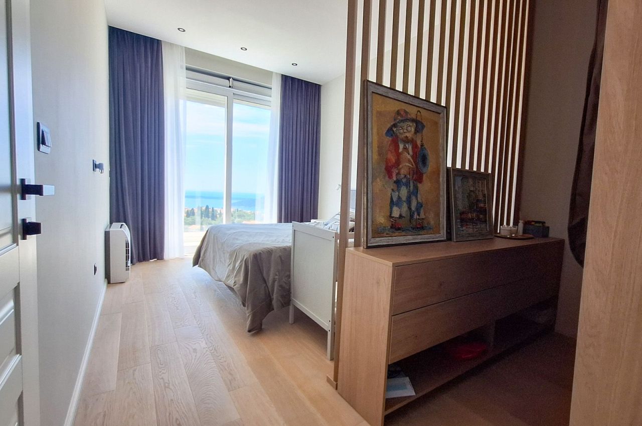 Вилла в Херцег-Нови, Черногория, 320 м² - фото 16