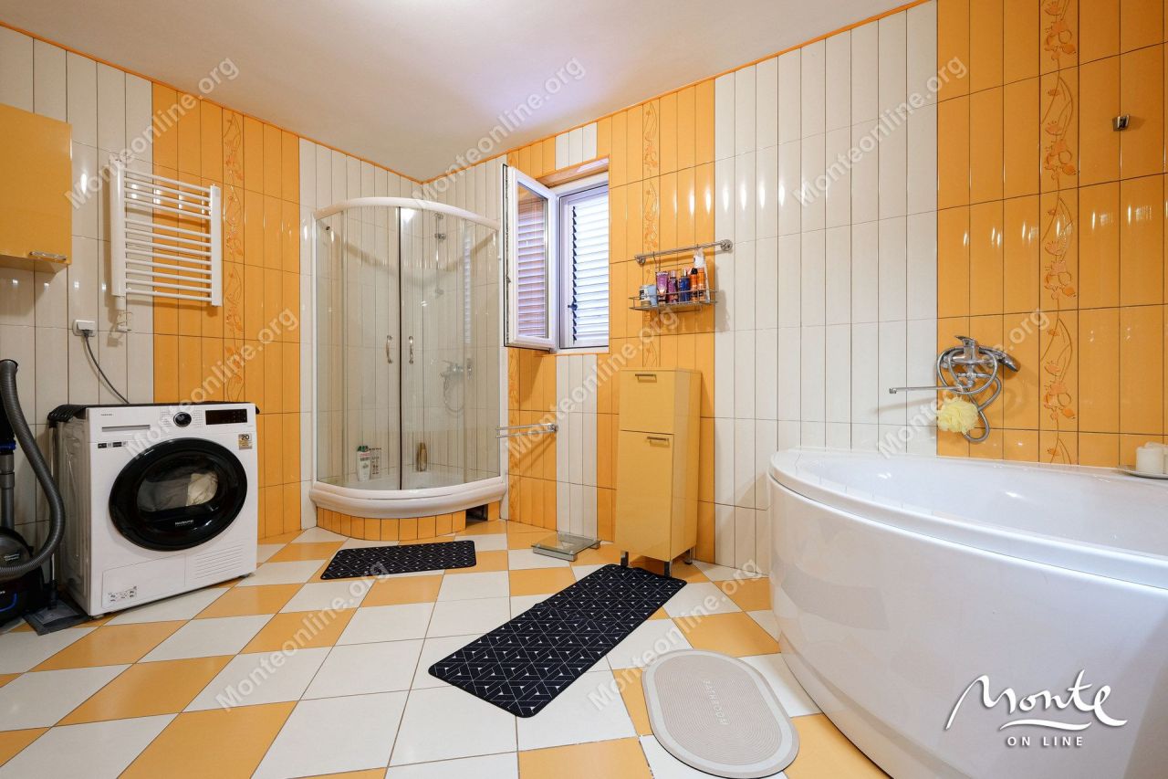 Вилла в Крашичах, Черногория, 210 м² - фото 17