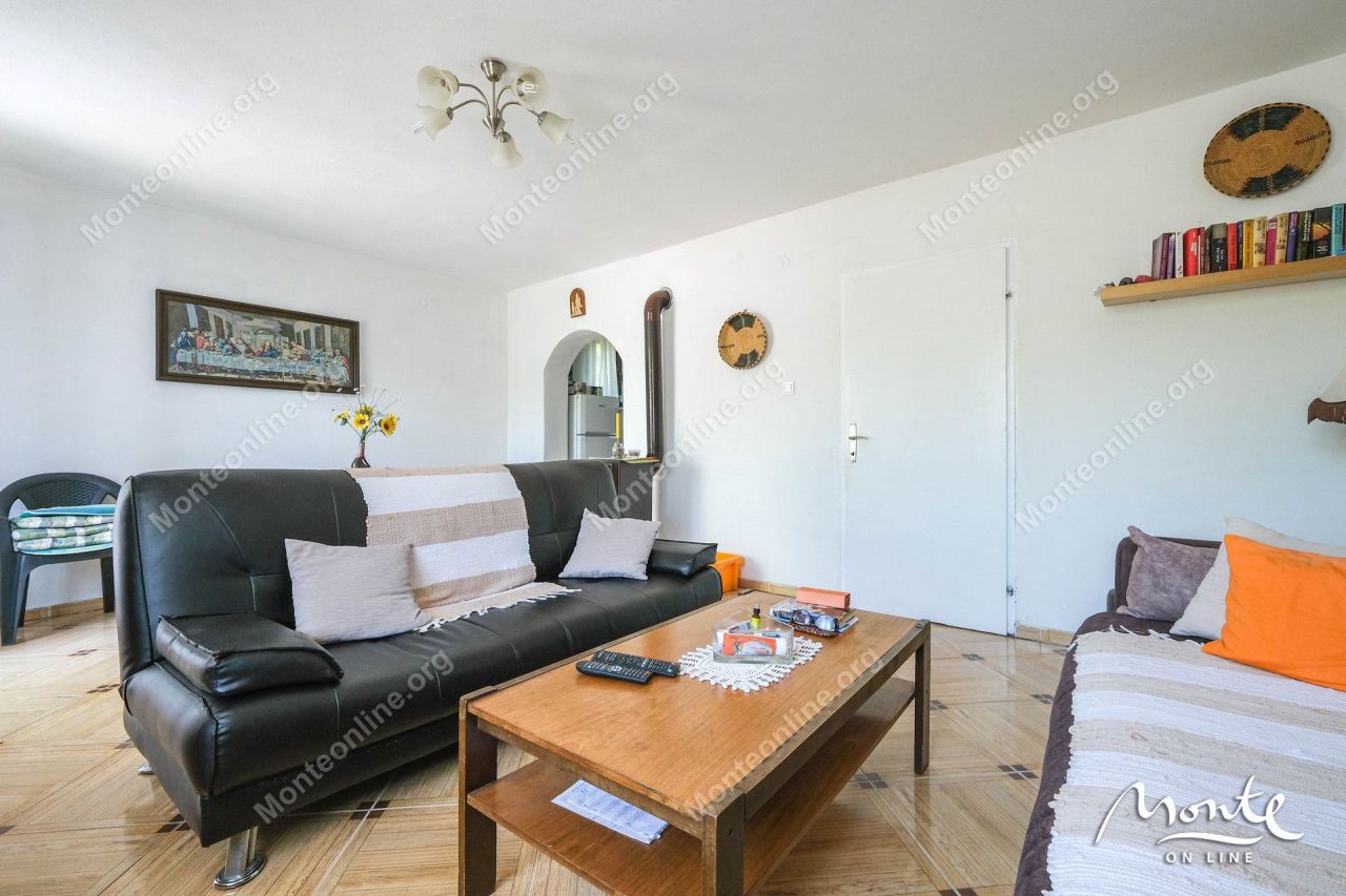 Вилла в Тивате, Черногория, 116 м² - фото 18