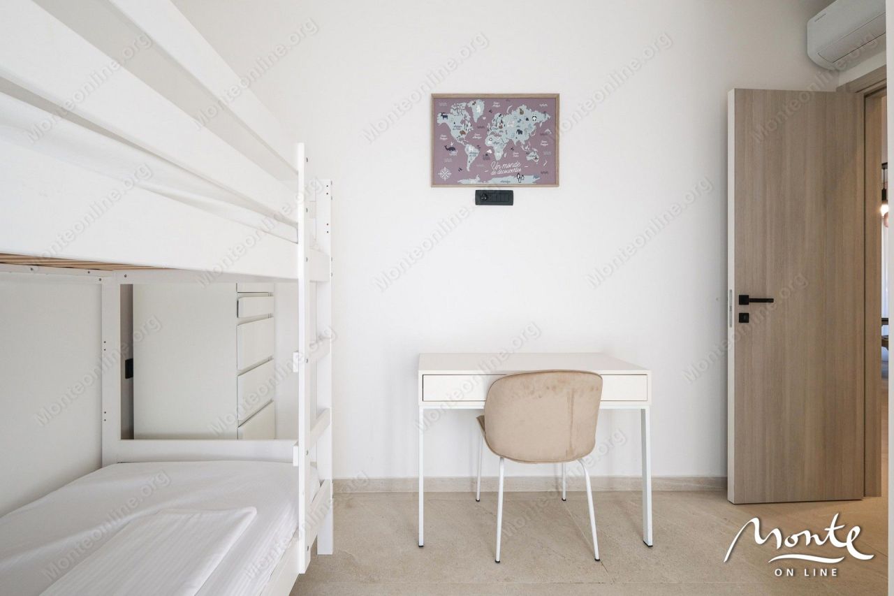 Апартаменты в Тивате, Черногория, 137 м² - фото 18