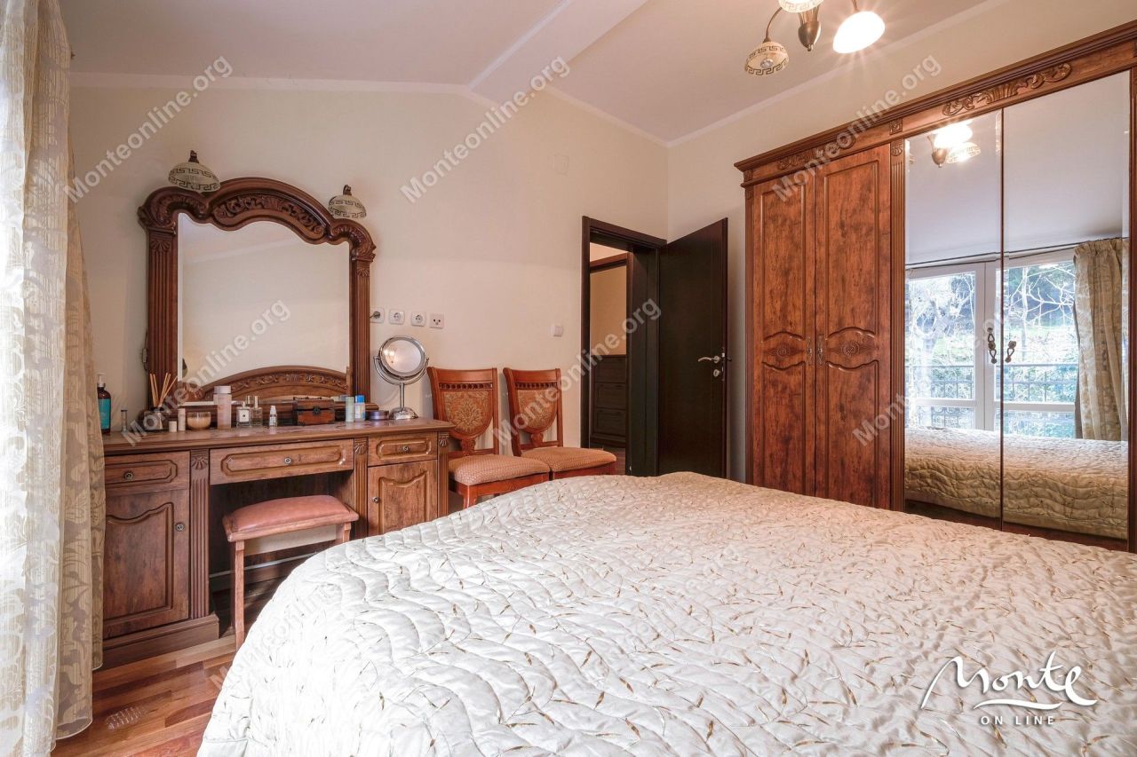 Апартаменты в Прчани, Черногория, 97 м² - фото 18