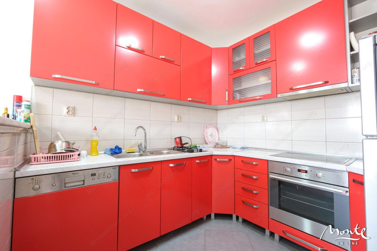 Вилла в Биеле, Черногория, 200 м² - фото 18