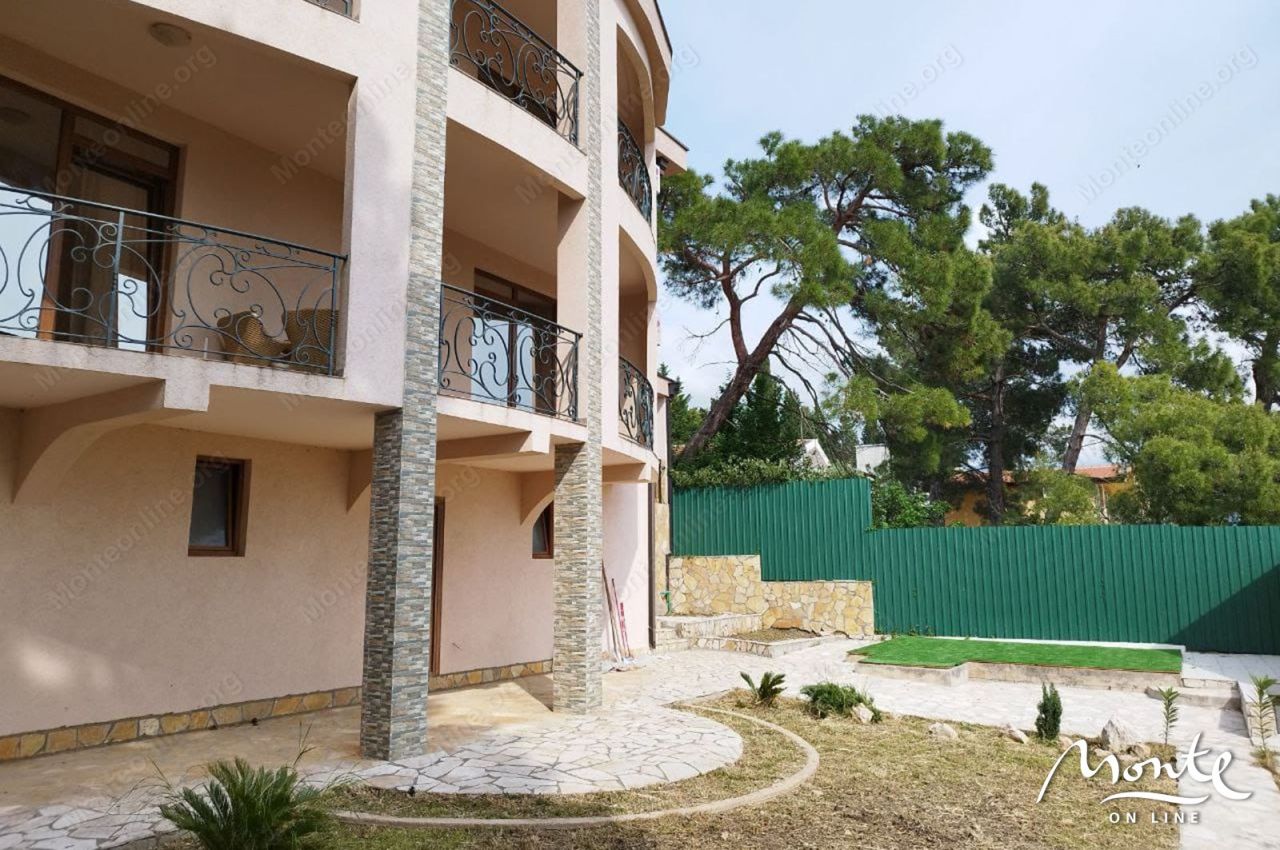 Вилла в Баре, Черногория, 200 м² - фото 19