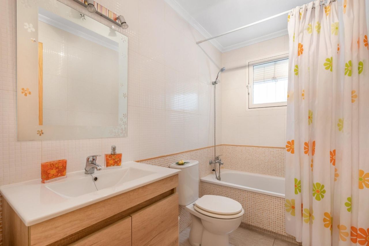 Квартира в Торревьехе, Испания, 65 м² - фото 13