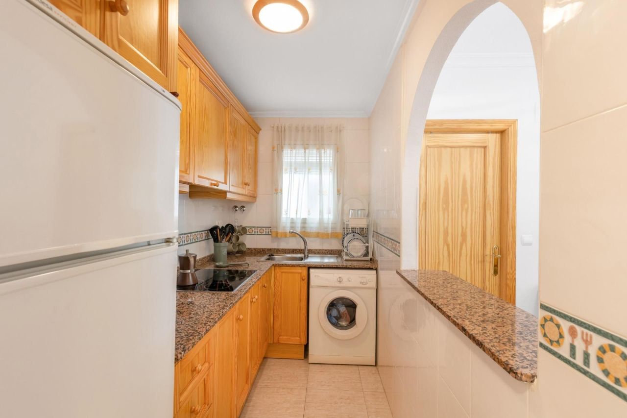 Квартира в Торревьехе, Испания, 65 м² - фото 8