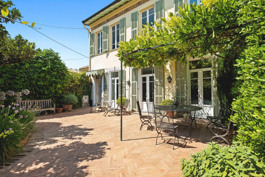 Дом в Сен-Жан-Кап-Ферра, Франция, 120.23 м² - фото 1