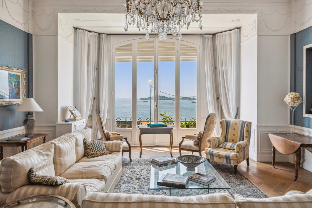 Вилла в Больё-сюр-Мер, Франция, 527 м² - фото 6