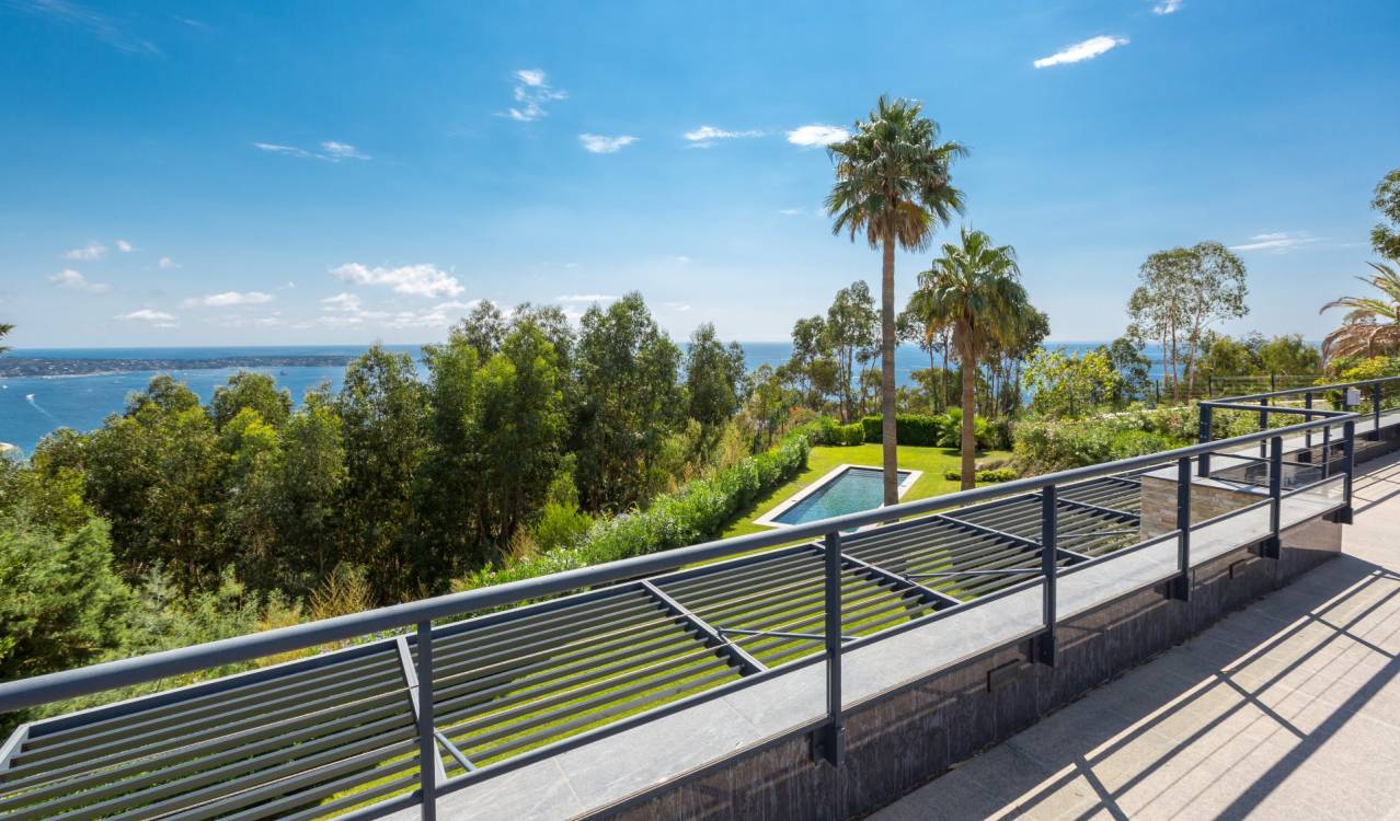 Вилла в Валлорисе, Франция, 250 м² - фото 13