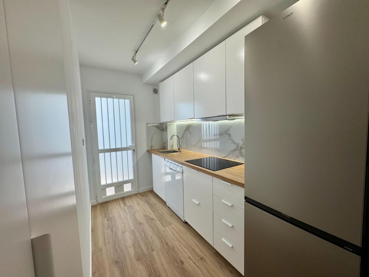 Апартаменты в Торревьехе, Испания, 62 м² - фото 10