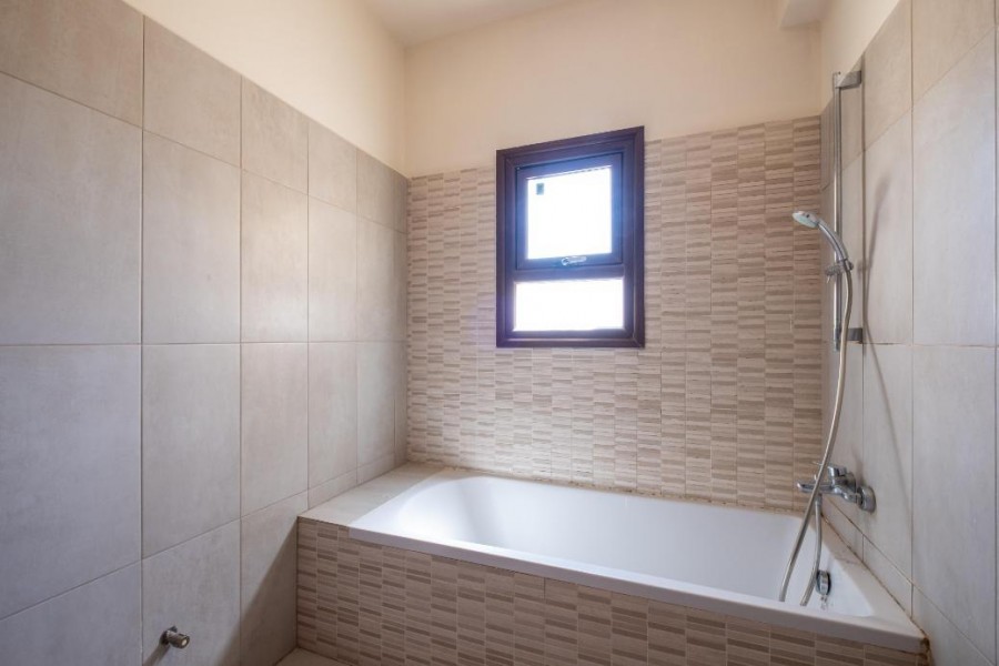 Коммерческая недвижимость в Ларнаке, Кипр - фото 7