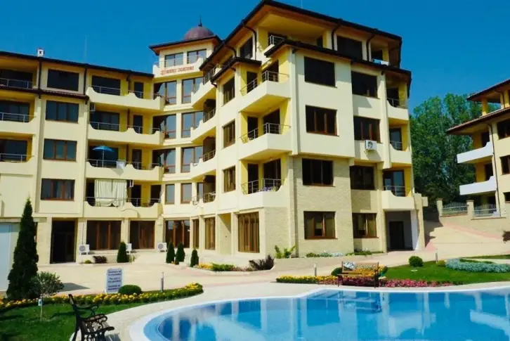 Квартира в Бяле, Болгария, 100 м² - фото 1