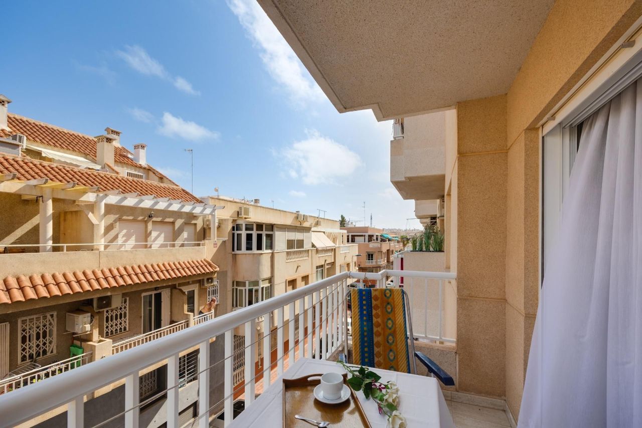 Квартира в Торревьехе, Испания, 52 м² - фото 9