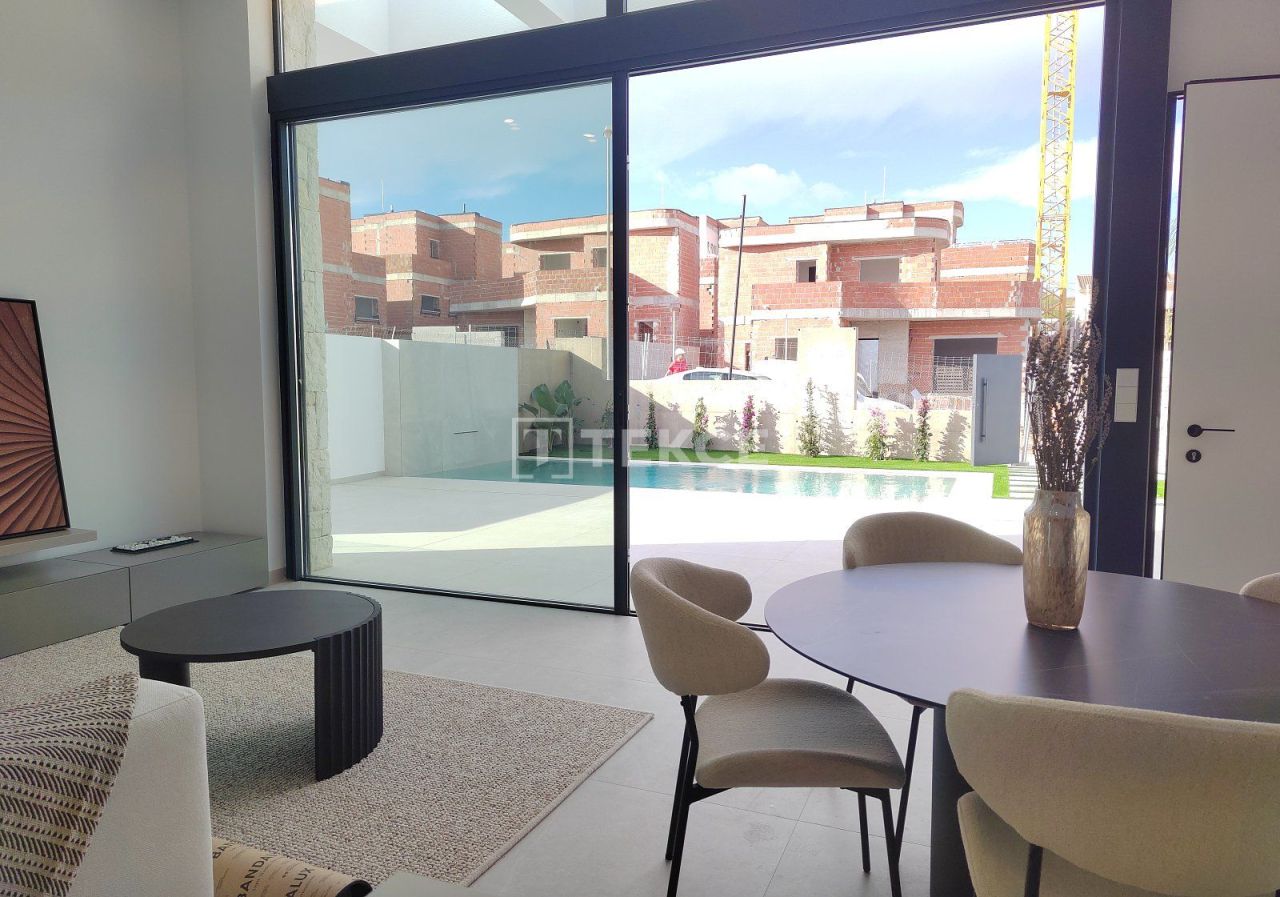 Вилла в Рохалесе, Испания, 170 м² - фото 16