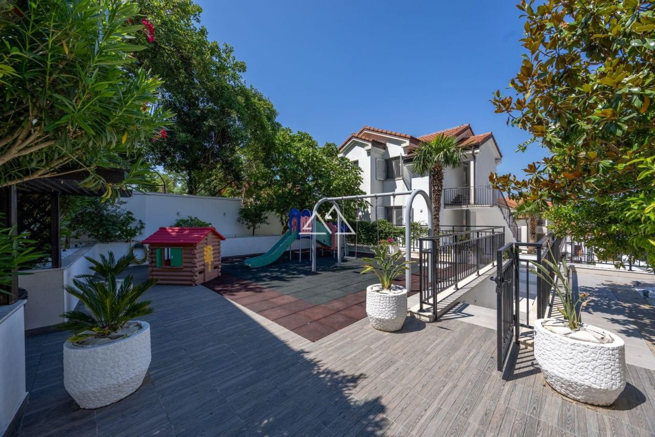 Вилла в Люте, Черногория, 324 м² - фото 9