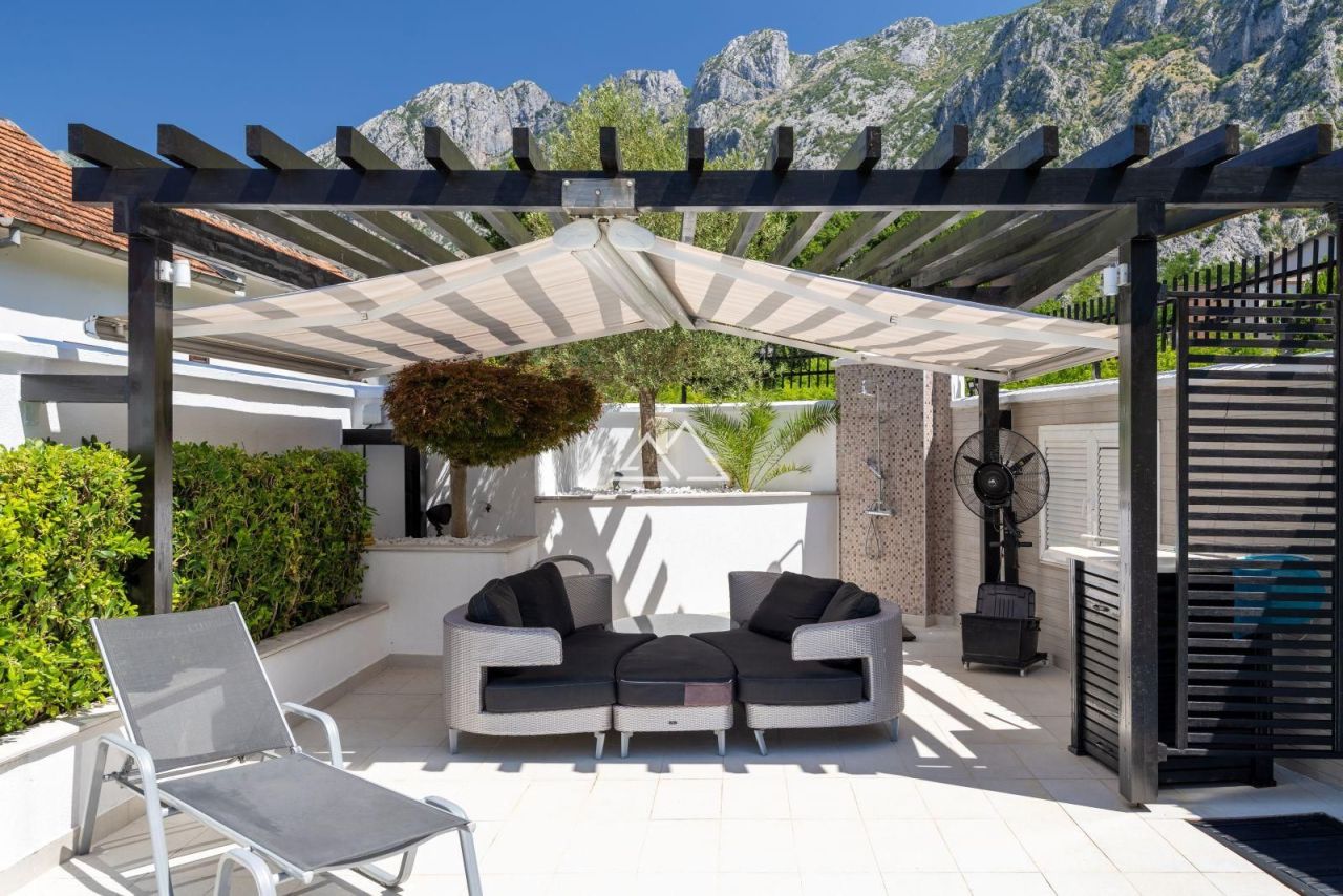 Вилла в Люте, Черногория, 324 м² - фото 11