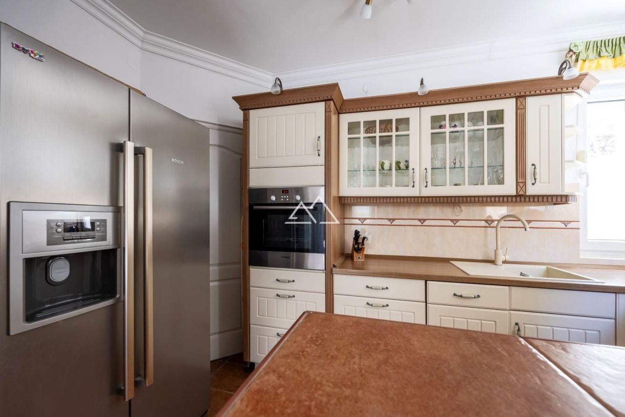 Вилла в Люте, Черногория, 324 м² - фото 16