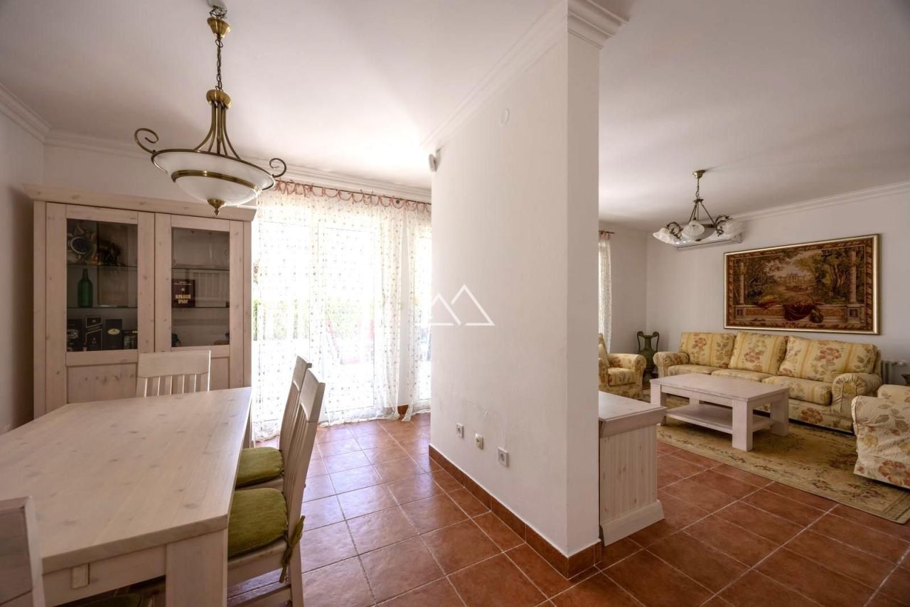 Вилла в Люте, Черногория, 324 м² - фото 17