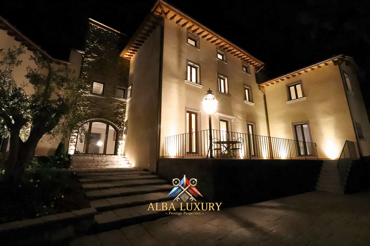 Апартаменты via bruciatoia, Италия, 1 500 м² - фото 2