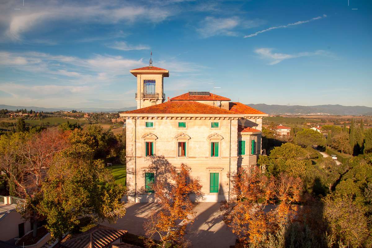 Вилла в Фояно-делла-Кьяне, Италия, 1 200 м² - фото 5