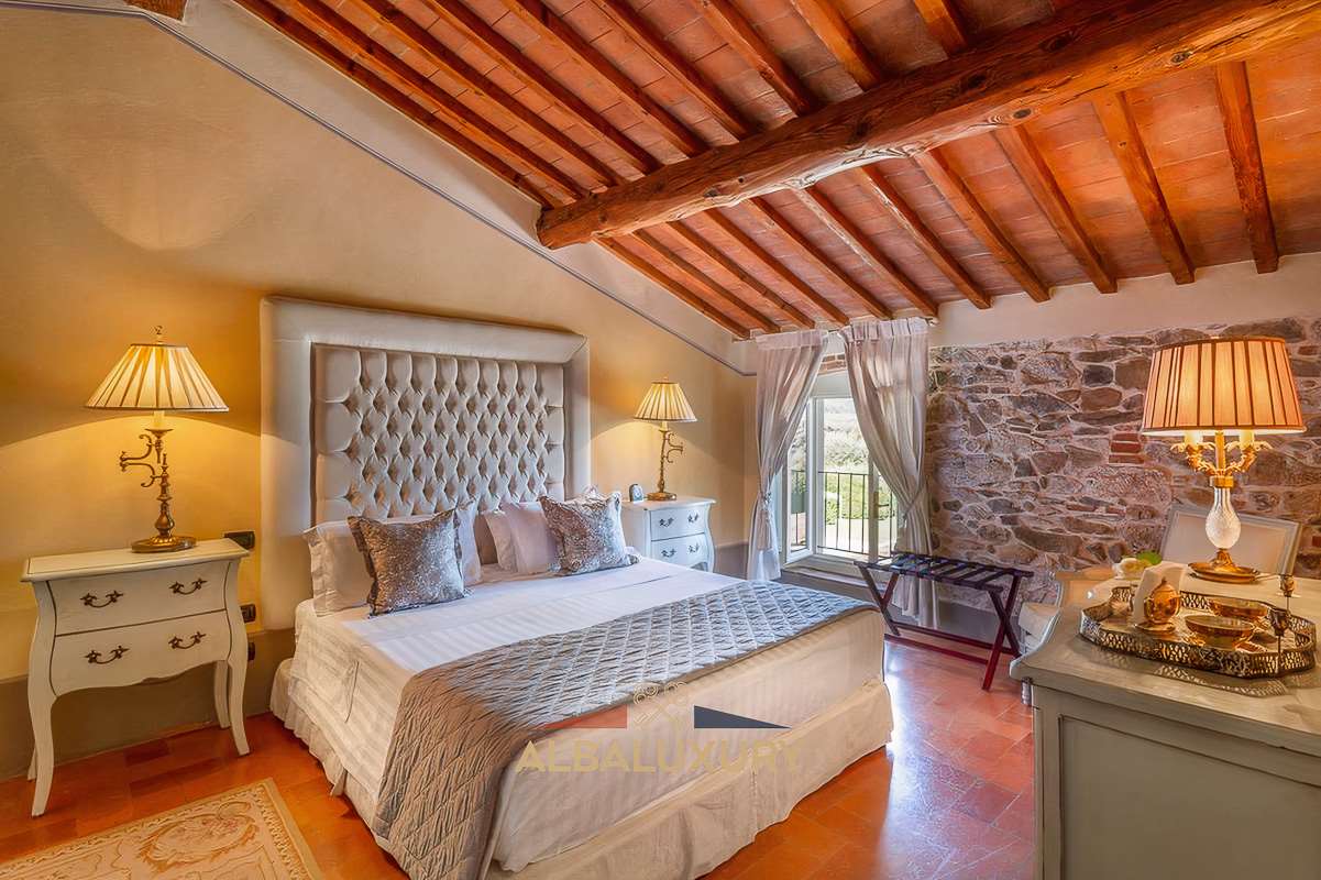 Вилла Via Milano, Италия, 2 100 м² - фото 13