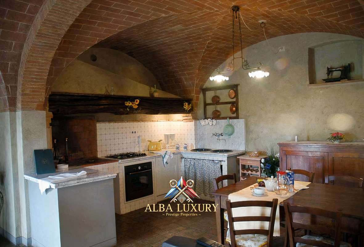 Апартаменты via pozzolo, Италия, 2 000 м² - фото 13