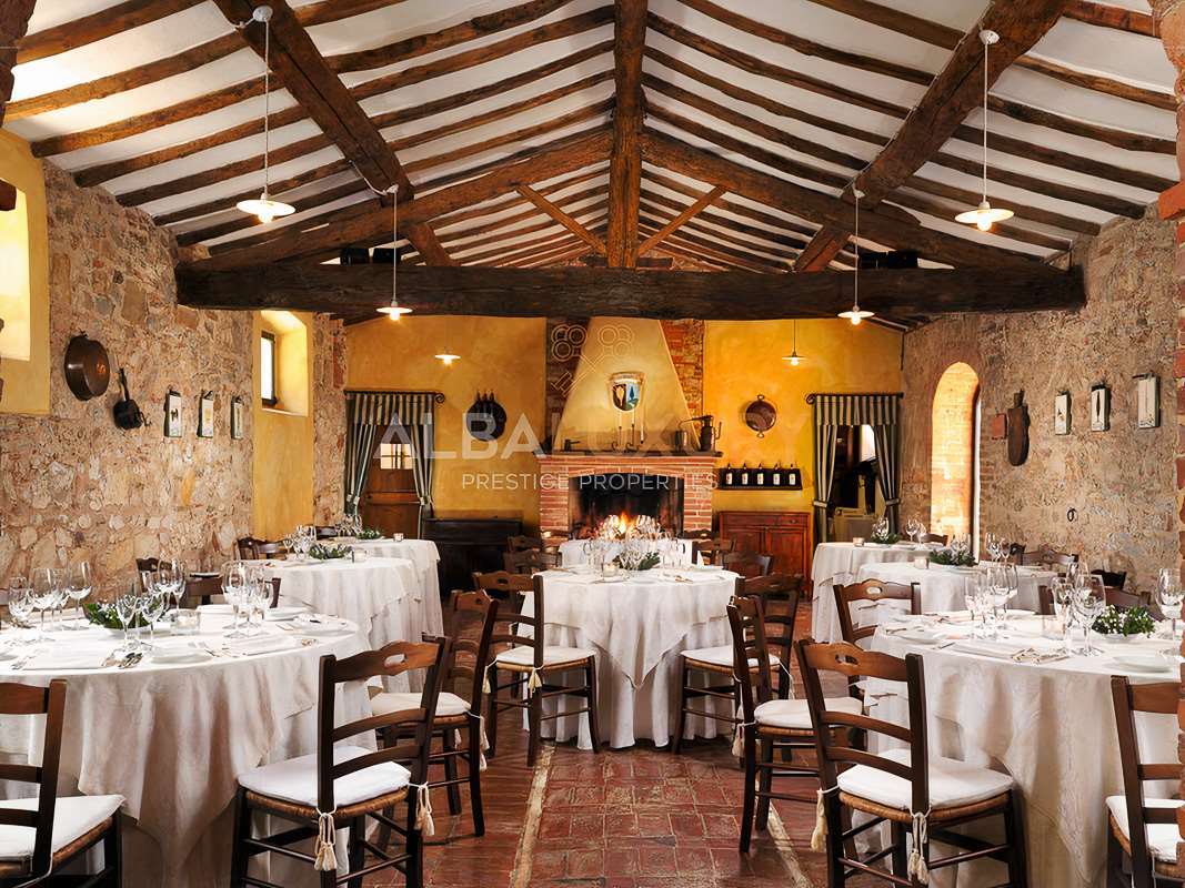 Вилла в Ашано, Италия, 2 650 м² - фото 18