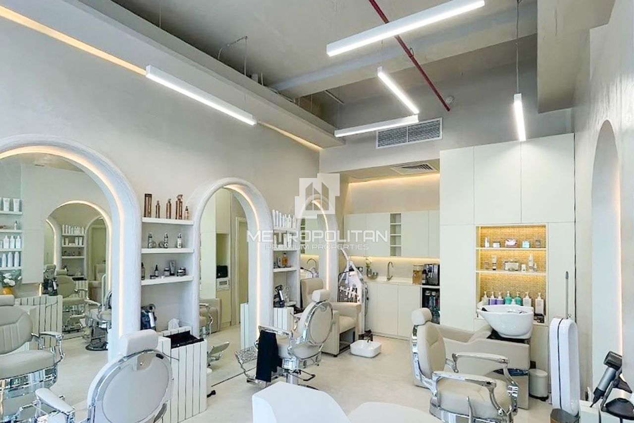 Магазин в Дубае, ОАЭ, 28 м² - фото 5