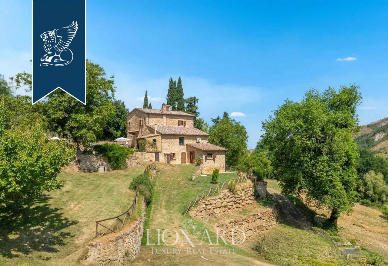 Ферма в Вольтерре, Италия, 400 м² - фото 3