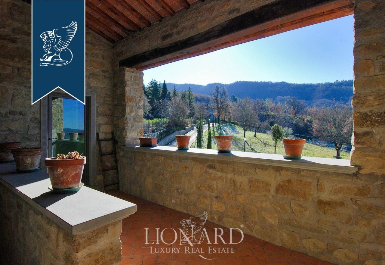 Ферма в Понтассьеве, Италия, 500 м² - фото 5