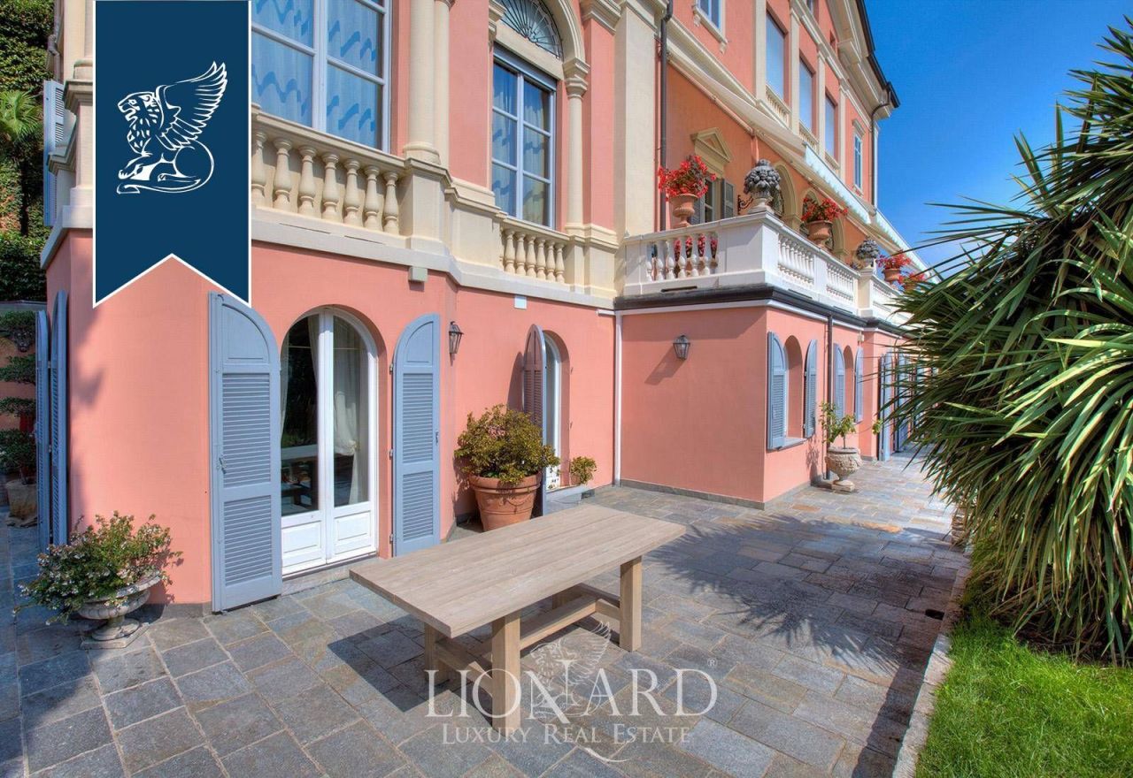 Апартаменты в Карате-Урио, Италия, 195 м² - фото 7