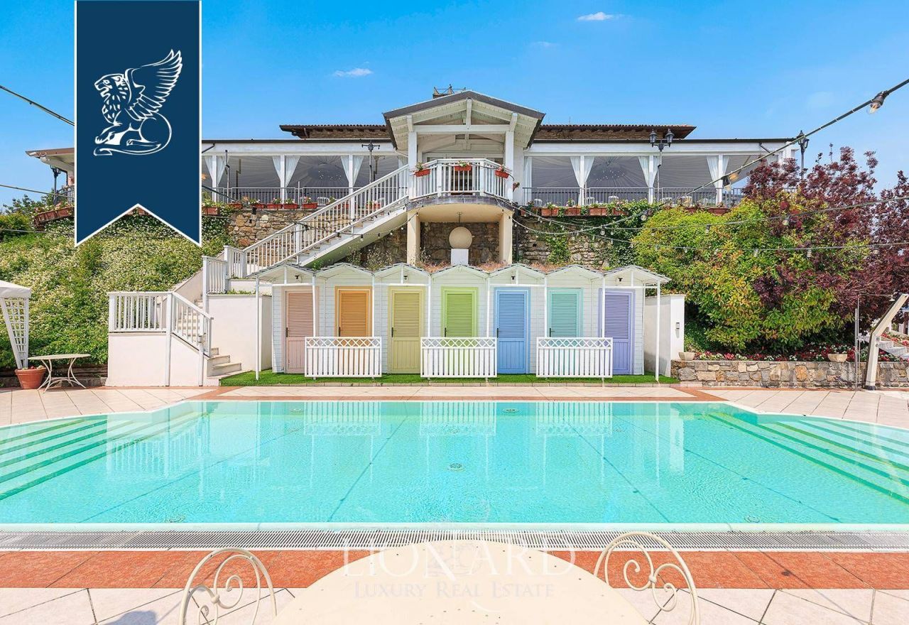 Вилла в Бергамо, Италия, 900 м² - фото 8