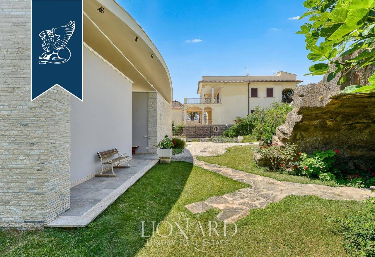 Вилла в Санта-Маринелле, Италия, 158 м² - фото 9