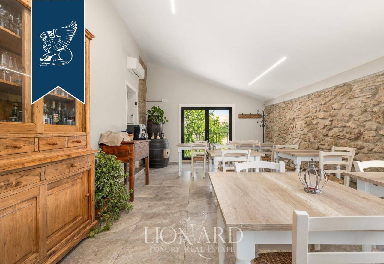 Ферма в Вольтерре, Италия, 400 м² - фото 13