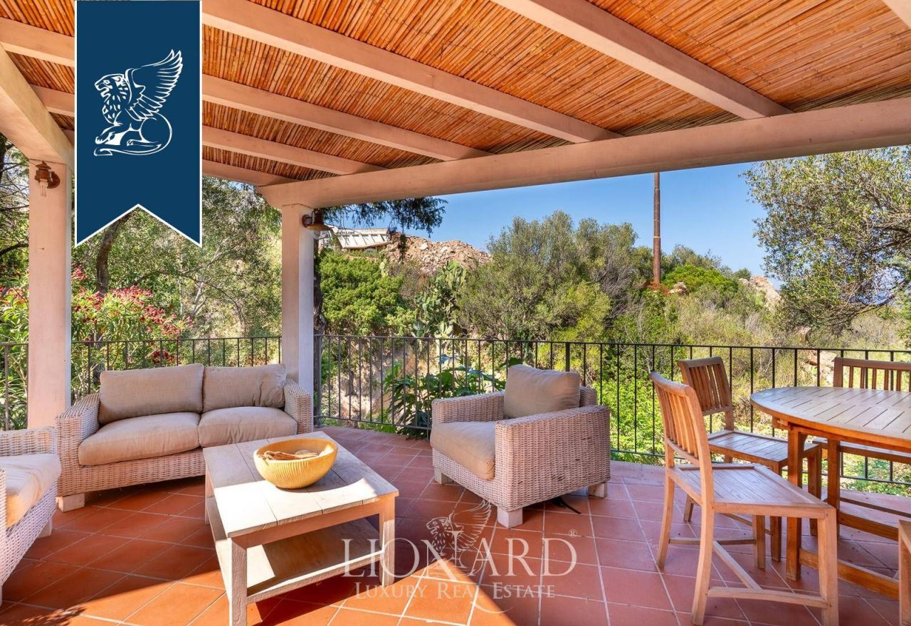 Вилла в Сан-Теодоро, Италия, 2 000 м² - фото 13