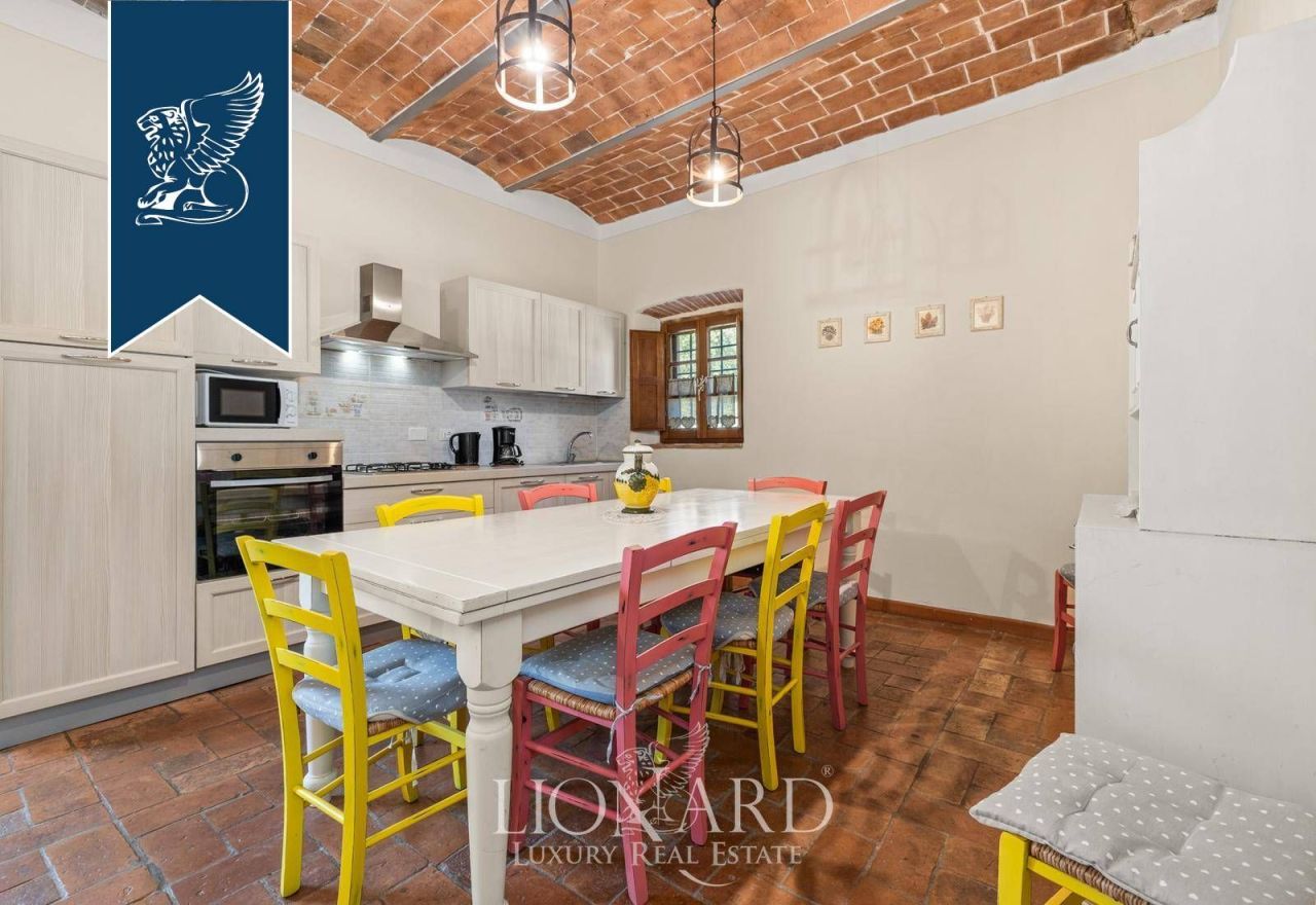 Ферма в Вольтерре, Италия, 400 м² - фото 15