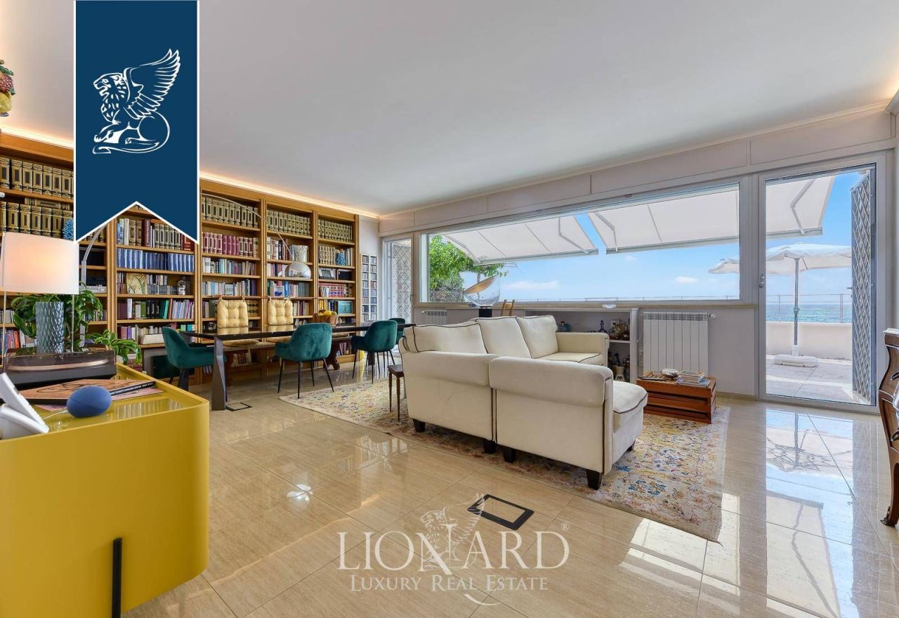 Вилла в Санта-Маринелле, Италия, 158 м² - фото 18