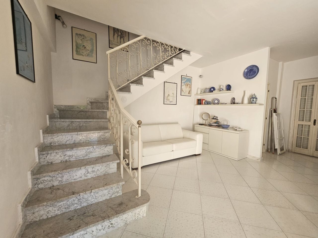 Вилла в Скалее, Италия, 110 м² - фото 6