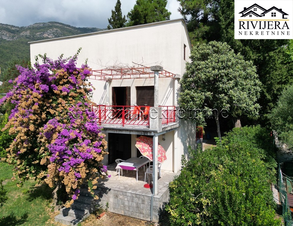 Коттедж в Херцег-Нови, Черногория, 104 м² - фото 2