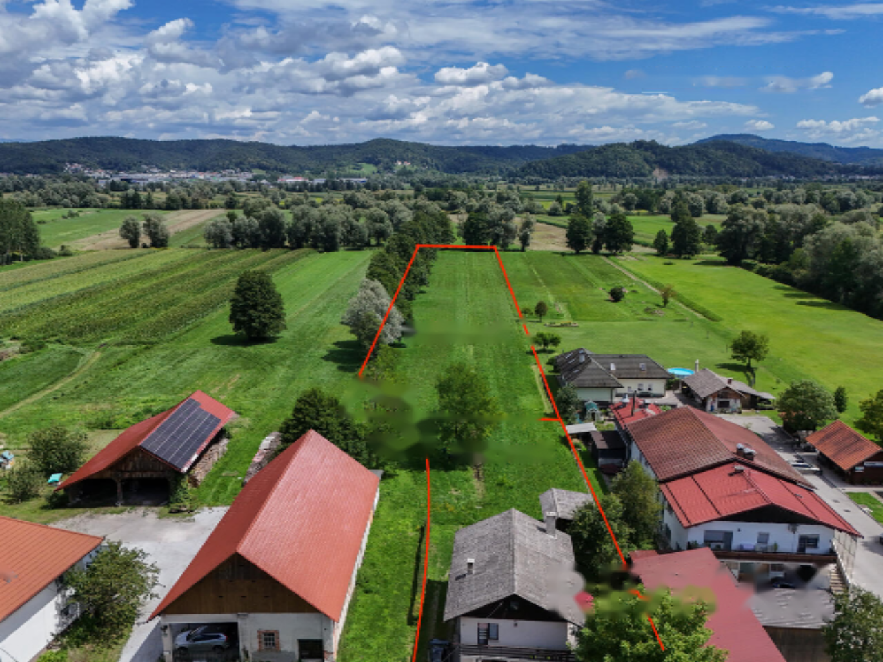 Земля в Любляне, Словения, 10 671 м² - фото 1