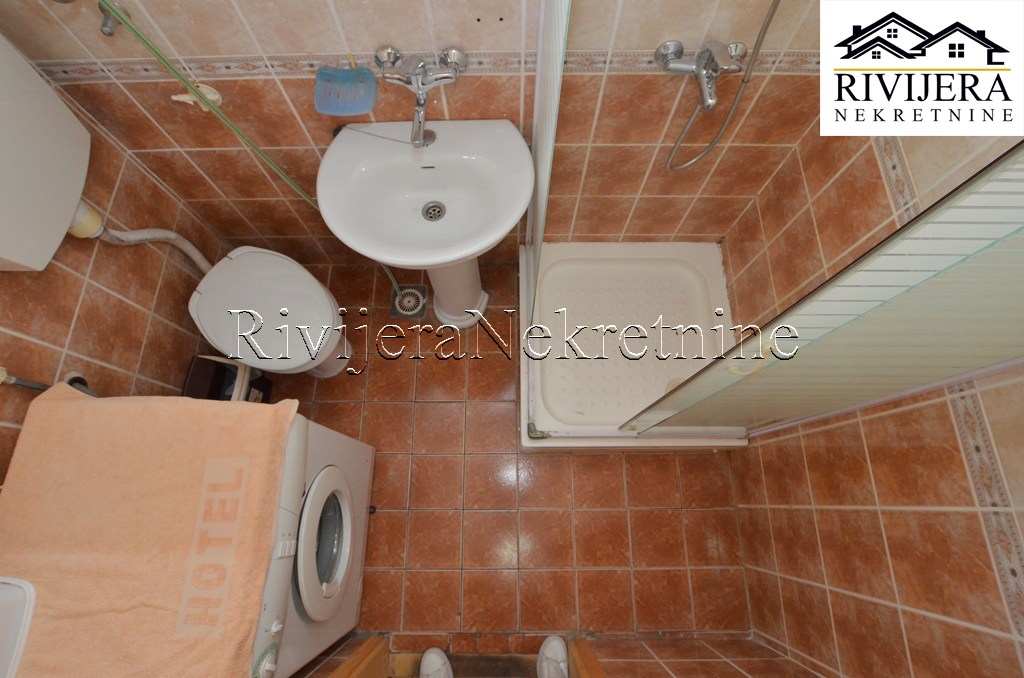 Квартира в Херцег-Нови, Черногория, 48 м² - фото 11