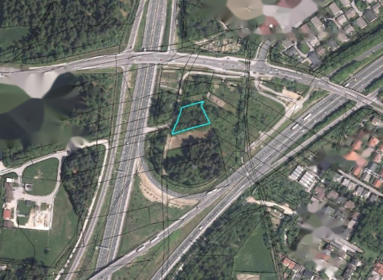 Земля в Любляне, Словения, 2 088 м² - фото 2