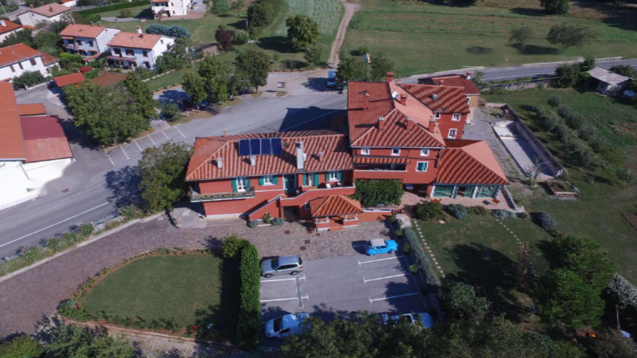 Дом в Сежане, Словения, 1 500 м² - фото 4