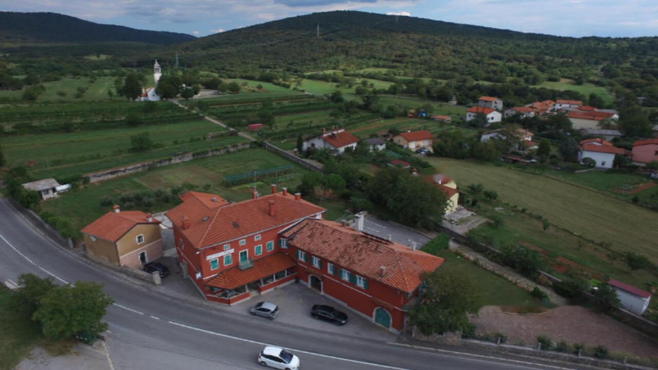 Дом в Сежане, Словения, 1 500 м² - фото 6