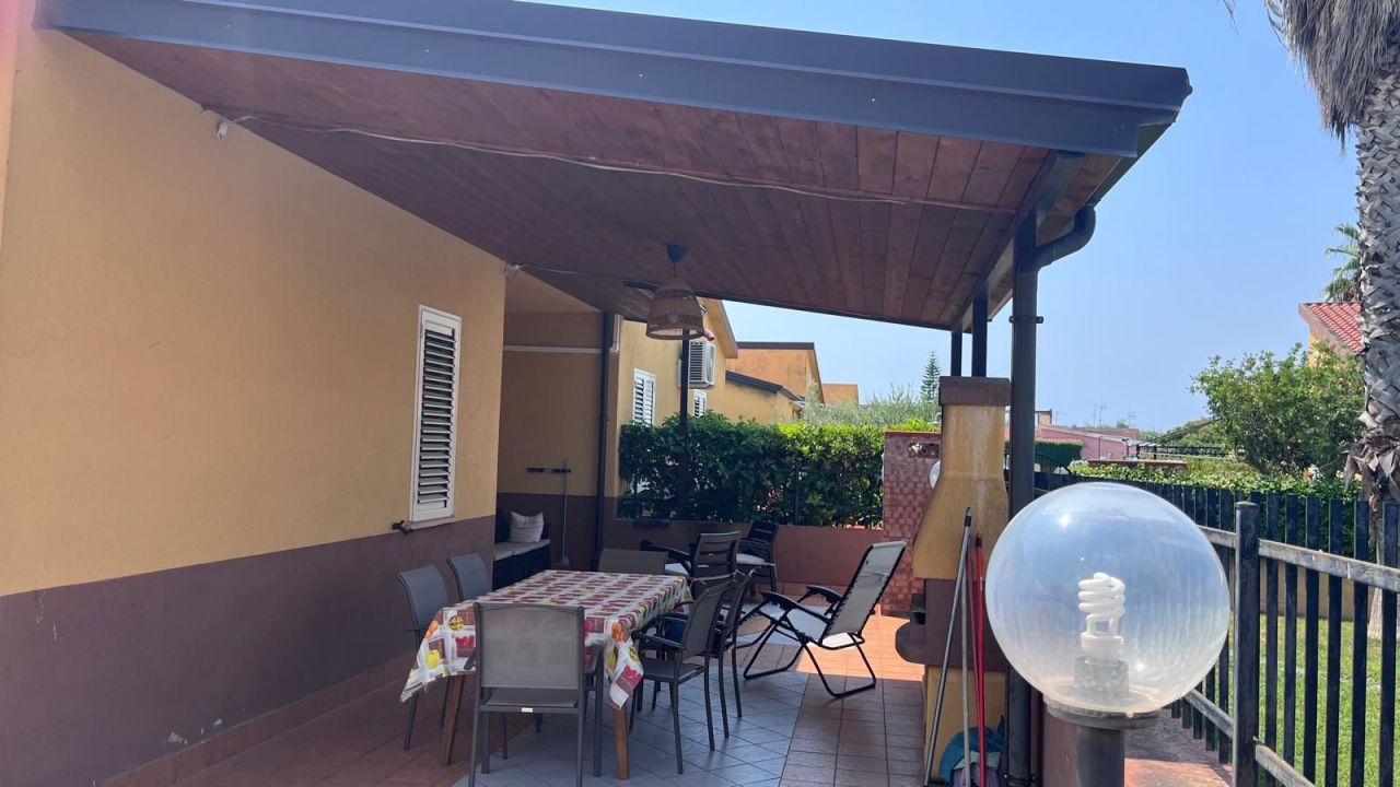 Дом в Скалее, Италия, 65 м² - фото 2