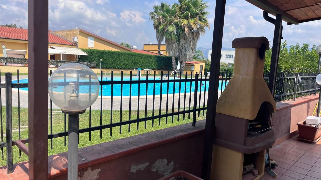 Дом в Скалее, Италия, 65 м² - фото 4