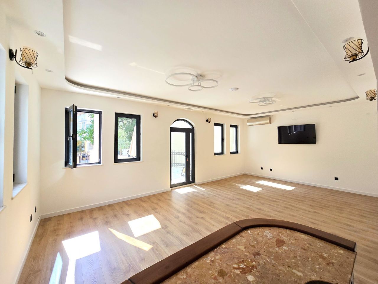 Отель, гостиница в Будве, Черногория, 440 м² - фото 2