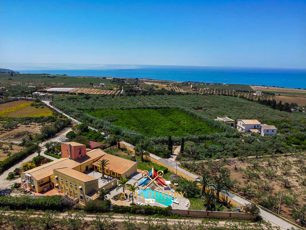 Вилла в Шакке, Италия, 800 м² - фото 1