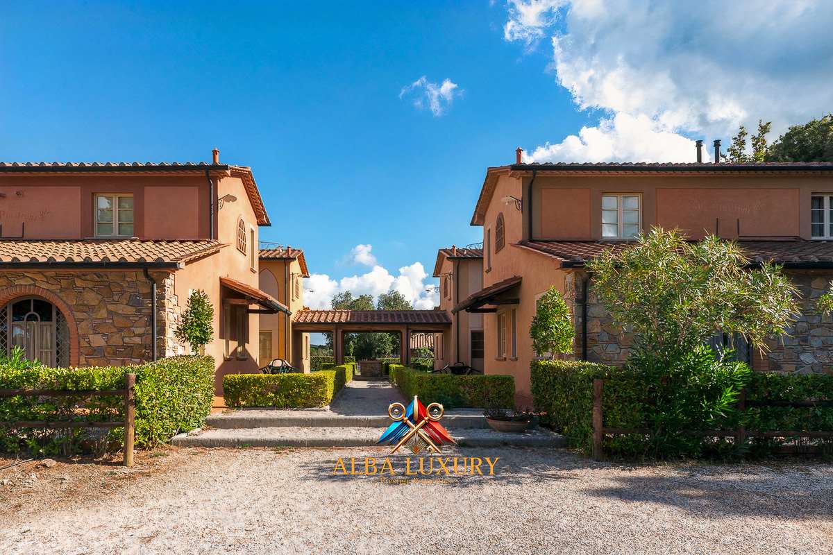 Апартаменты в Монтеверди-Мариттимо, Италия, 5 000 м² - фото 2