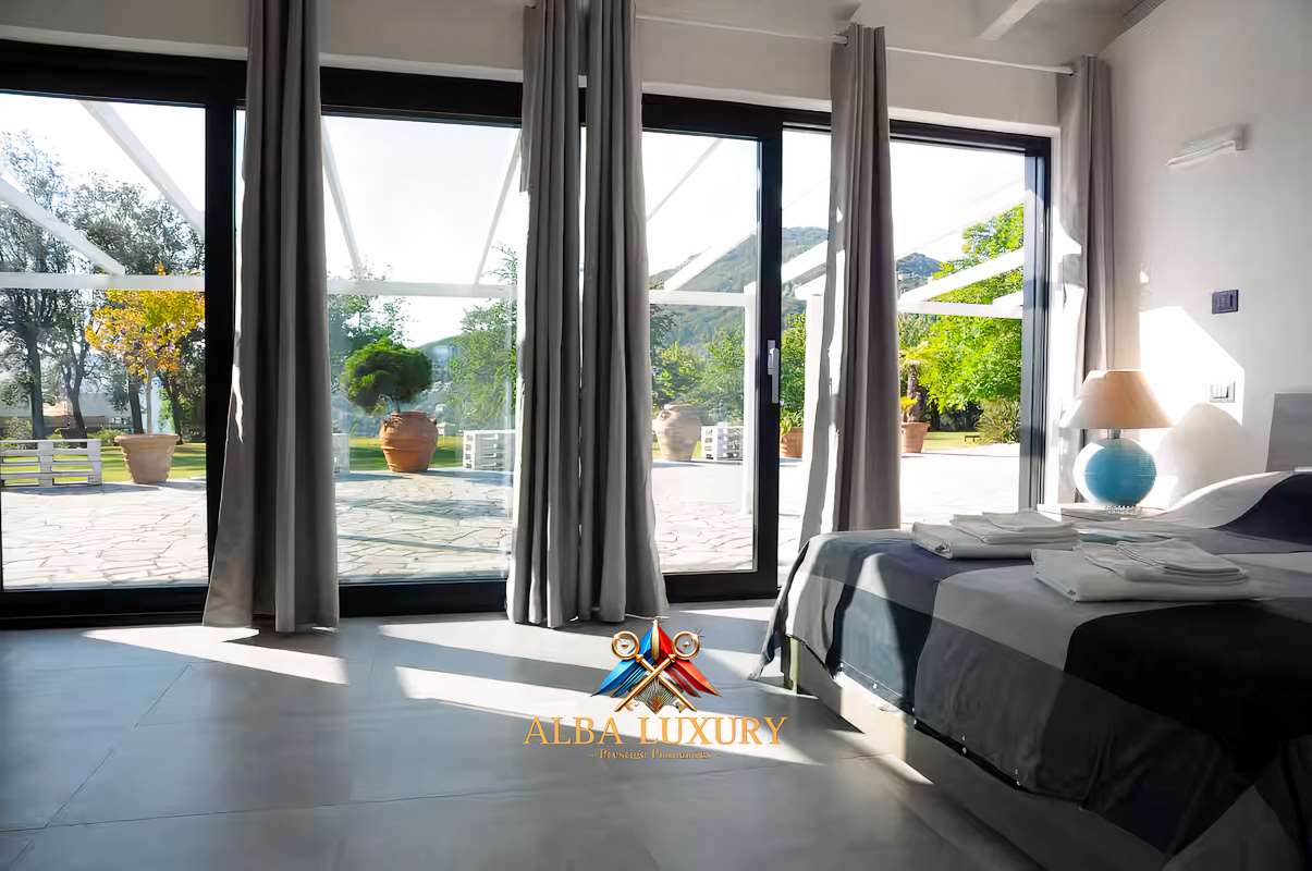 Вилла в Камольи, Италия, 500 м² - фото 18